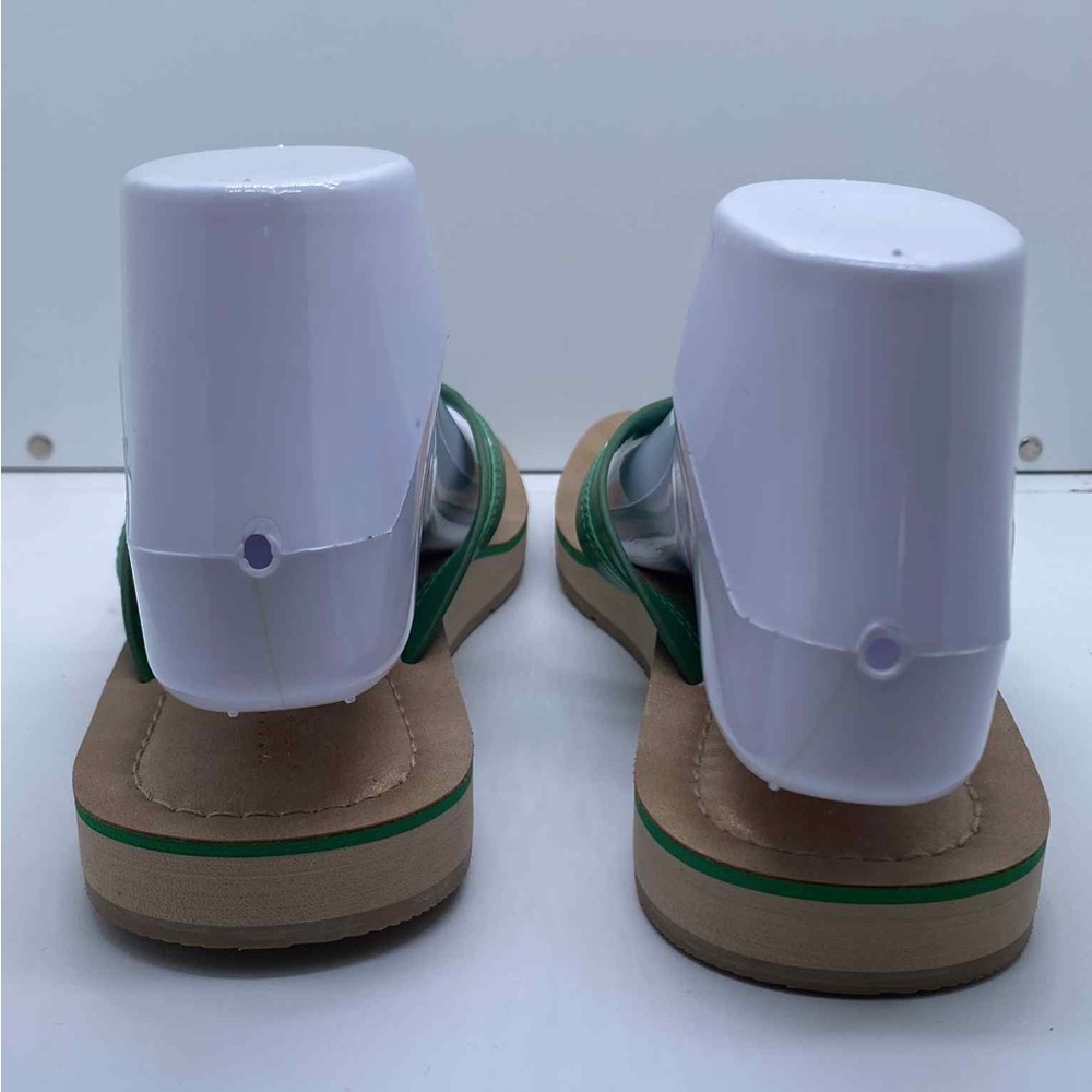 Kelly & Katie Green and Tan Thong Sandals with Gold Buckle - Picture 6 of 8